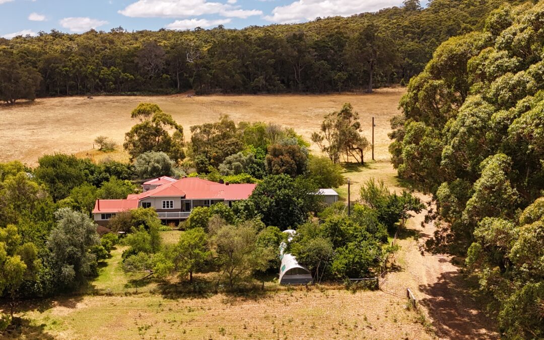 57 Old School Road, Scotsdale